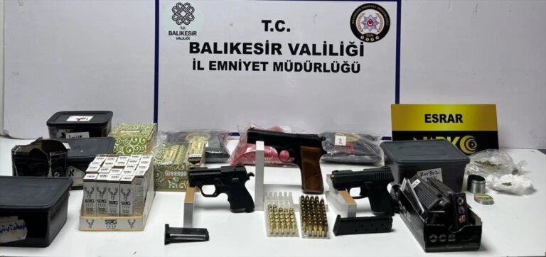 Ayvalık’ta silah ve uyuşturucu operasyonu: Bir kuşkulu yakalandı