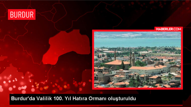 Burdur Valiliğince ‘Valilik 100. Yıl Hatıra Ormanı’nda bin fidan toprakla buluşturuldu