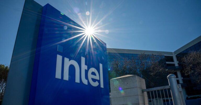 Dev şirketten Intel’e sert sözler: Vizyonsuz…