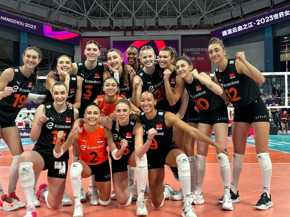 Eczacıbaşı Dynavit, FIVB Dünya Kulüpler Şampiyonası’nda yarı finalde