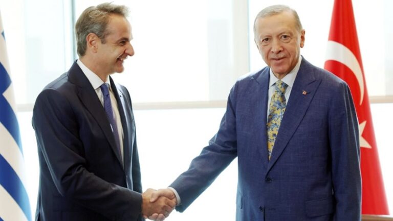Erdoğan’ın Atina ziyareti öncesi muştuyu verdiler! Türklere vize kolaylığı duyurulacak