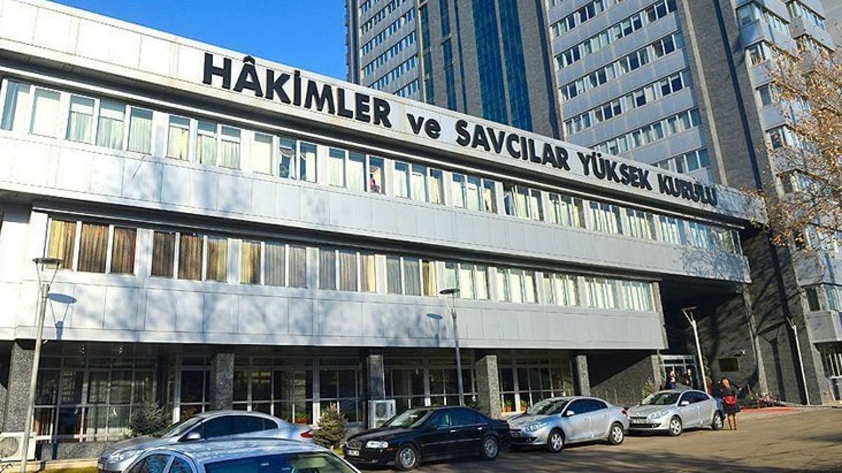 HSK kararnamesi ile 510 hakim ve savcının görev yeri değiştirildi