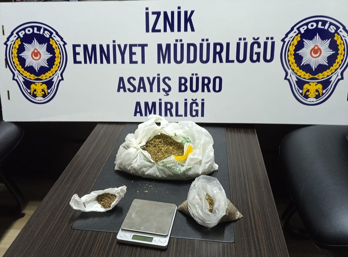 İznik’te Uyuşturucu Ticareti Yapan Zanlı Tutuklandı