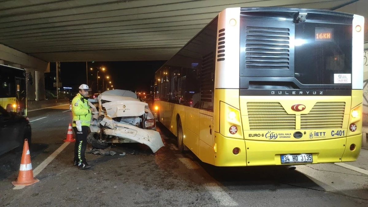 Kadıköy’de Zincirleme Trafik Kazası: 5 Yaralı