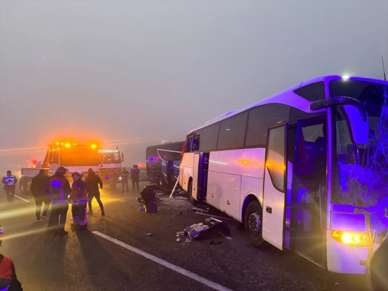 Kuzey Marmara Otoyolu’nda Zincirleme Kaza: 10 Ölü, 54 Yaralı