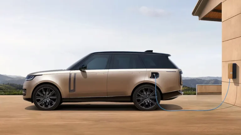 Range Rover, birinci elektrikli araba modelini tanıttı!