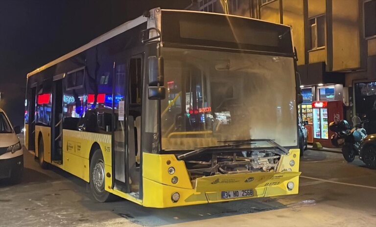 Sarıyer’de İETT Otobüsünde Çıkan Yangın Söndürüldü