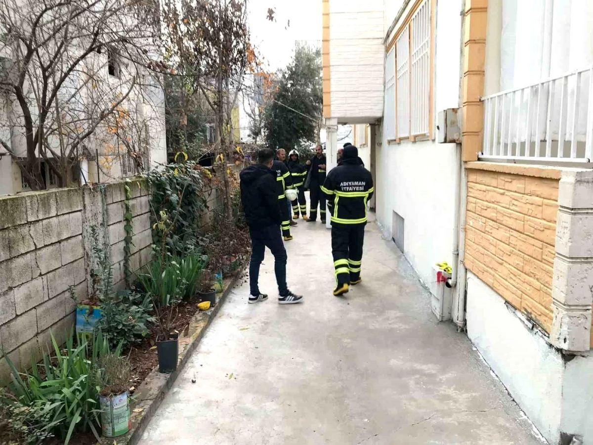 Adıyaman’da bir konutta çıkan yangın denetim altına alındı