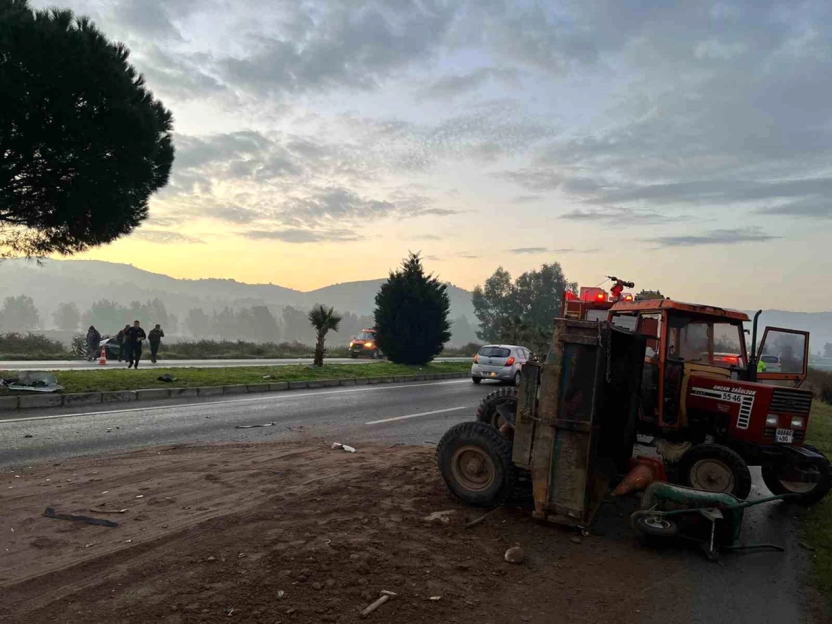 Aydın-Muğla karayolunda trafik kazası: Otomobil traktöre çarptı