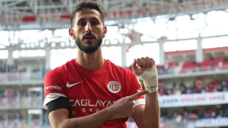 Bakan Yerlikaya: Antalyaspor’un İsrailli futbolcusu Jehezkel, ülkemizden ayrıldı