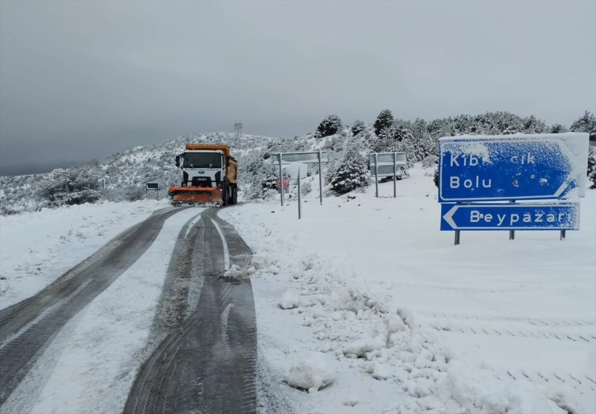 Beypazarı ilçesinde kar yağışı