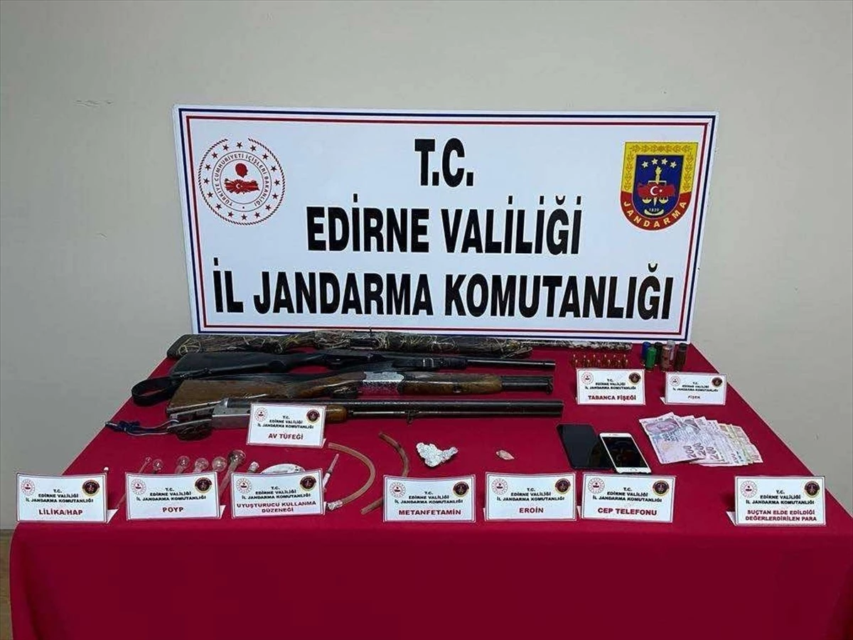 Edirne’nin Keşan ilçesinde uyuşturucu operasyonunda 2 kişi gözaltına alındı