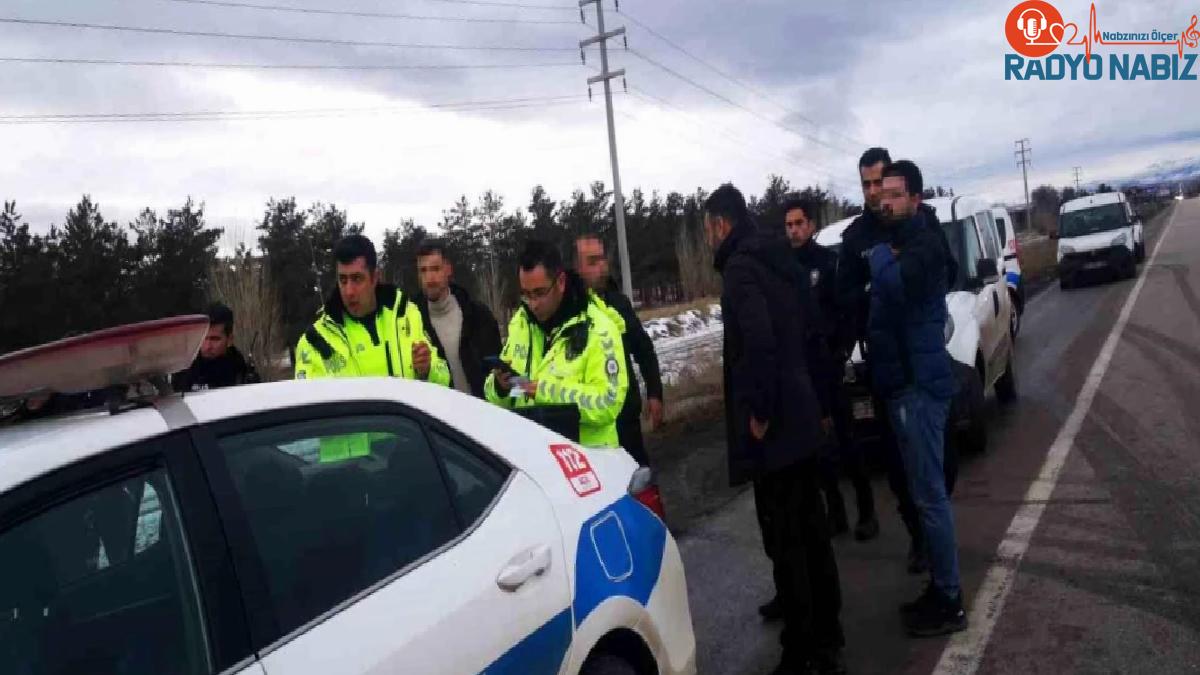 Erzurum’da trafikte yol verme tartışması: Polis memurunu darbeden şahıs gözaltına alındı