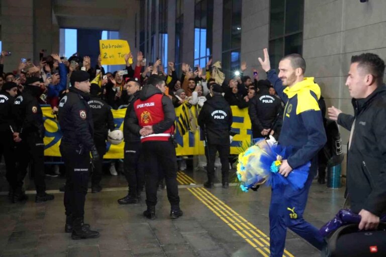 Fenerbahçe, Gaziantep FK maçı için Gaziantep’e geldi