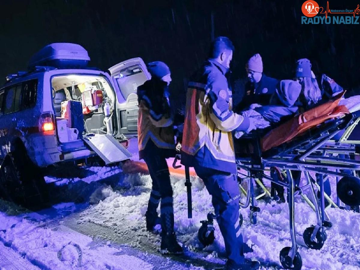 Gerede’de Karlı Hava Şartlarında Paletli Ambulansla Hastaneye Ulaşıldı