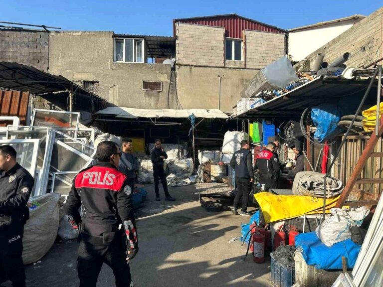 Hatay’da Hurdacılara Yönelik Uygulama: 26 İş Yeri Denetlendi, 123 Kişi Sorgulandı