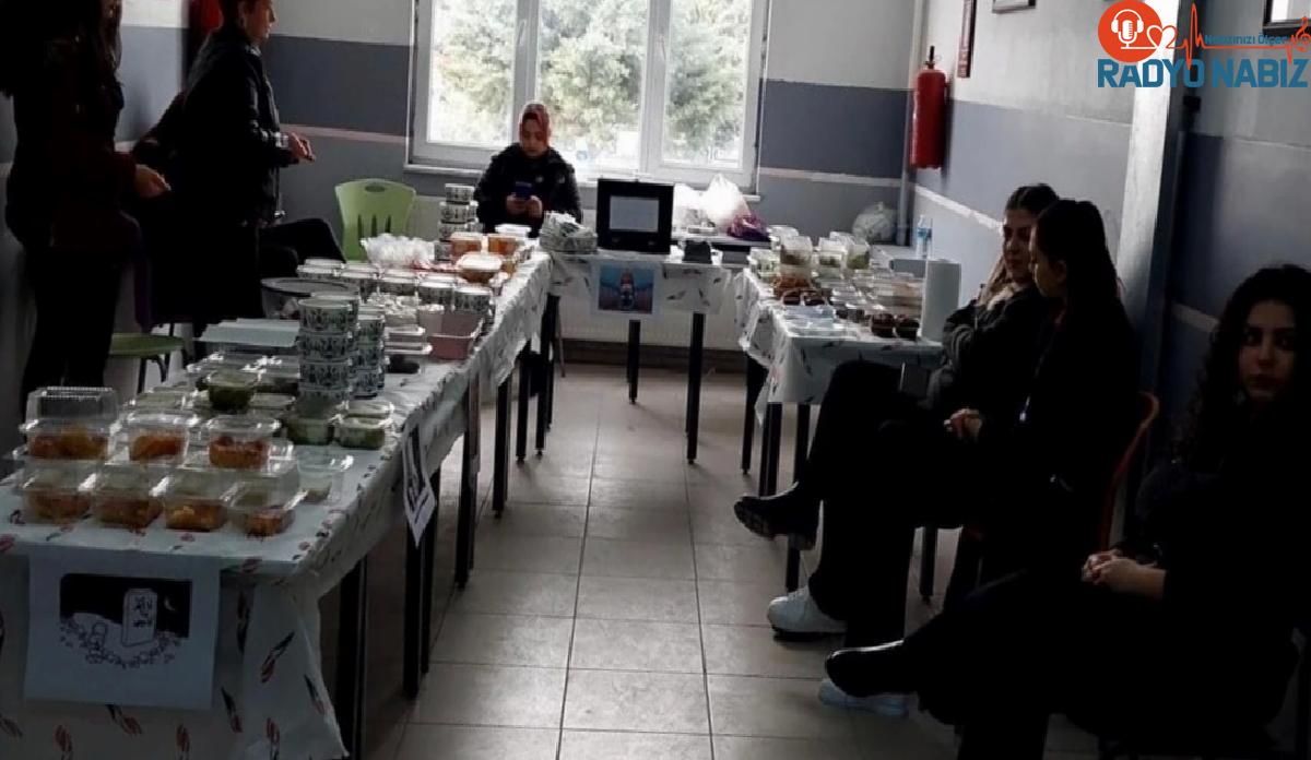 Kırklareli Üniversitesi Öğrencileri Gazze Faydasına Kermes Düzenledi