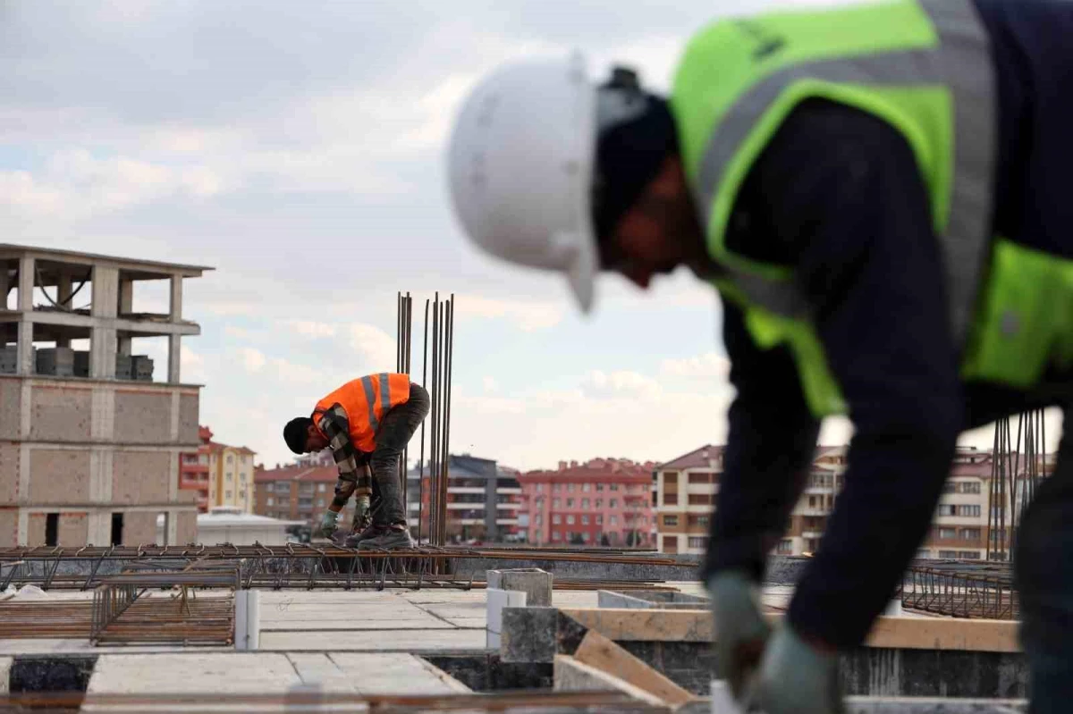 Konya’da İnşaat Sektöründe Eleman Sıkıntısı Yaşanıyor