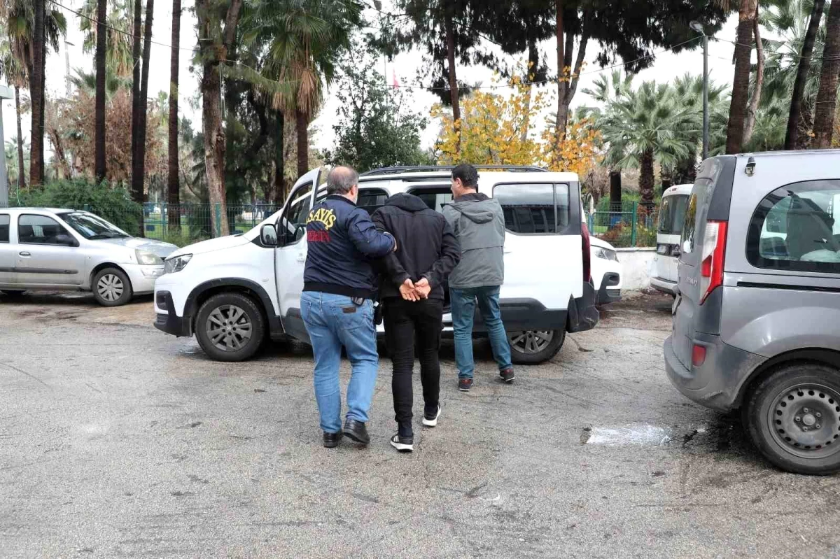 Mersin’de Hırsızlık Yapan Şüphelilerden Birisi Yakalandı