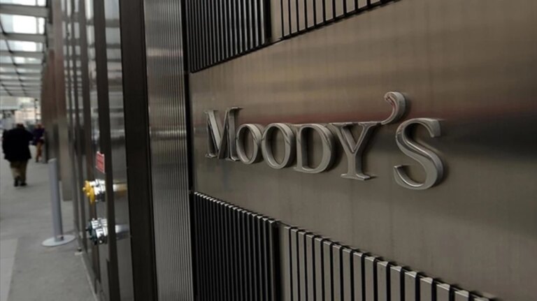 Moody’s Türkiye’nin kredi notunu teyit etti ve görünümü pozitife çevirdi