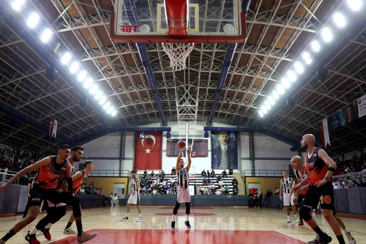 Sakarya Büyükşehir Basketbol, Eskişehir Birey Koleji’ni mağlup etti