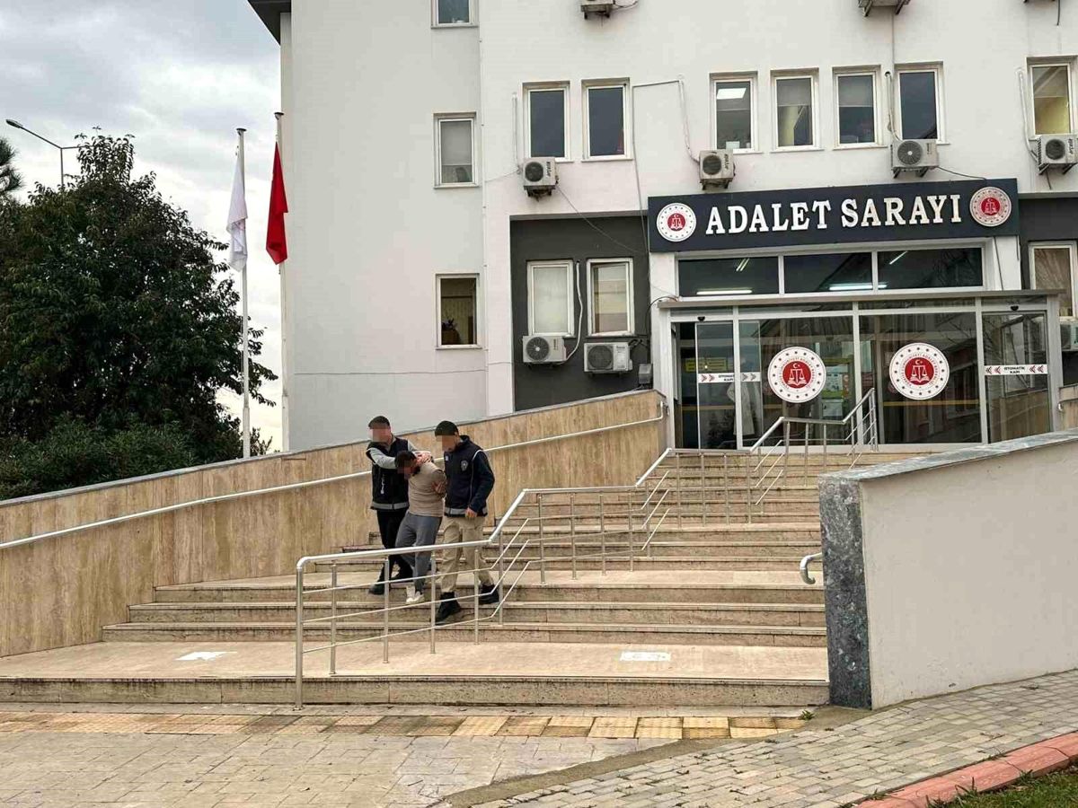 TEM Otoyolu Kocaeli Geçişinde 4 Polis Yaralandı, 14 Düzensiz Göçmen Sınır Dışı Edilecek