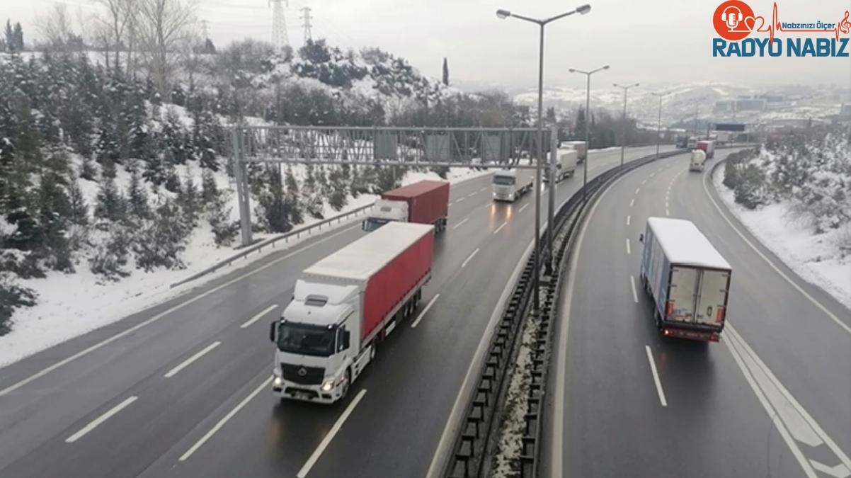 Ticari araç sürücülerinde yaş şartı 1 yıl daha uzatıldı