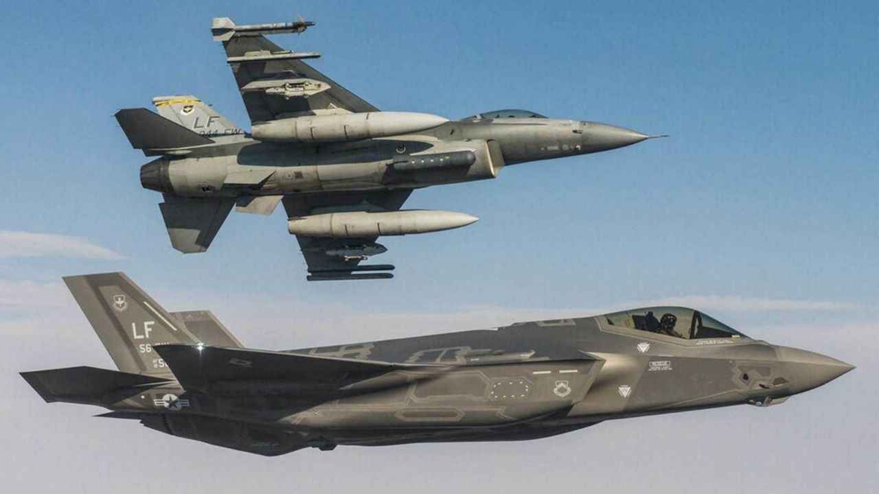 Türkiye satın alacak! F-16 Viper Block 70 özellikleri neler?