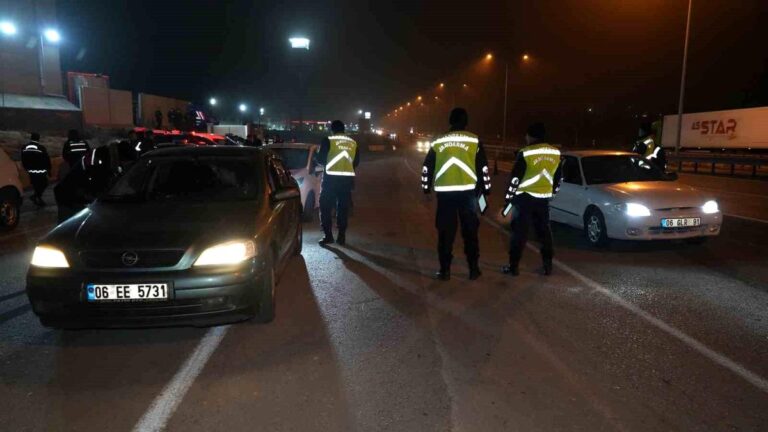 Ulaşımda 43 ilin geçiş noktası ‘kilit kavşak’ Kırıkkale’de yılbaşı denetimleri gerçekleştirildi