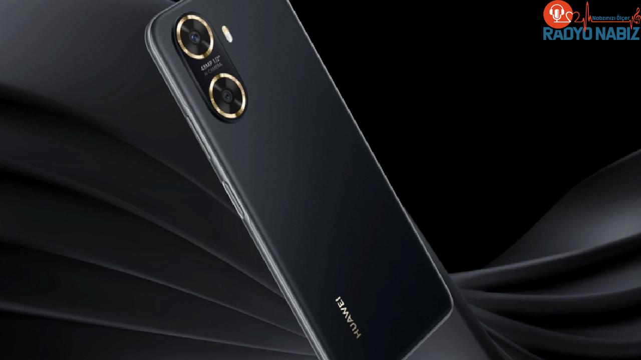 Uygun fiyatlı Huawei Enjoy 70 farklı bir isimle küresel pazara geliyor!