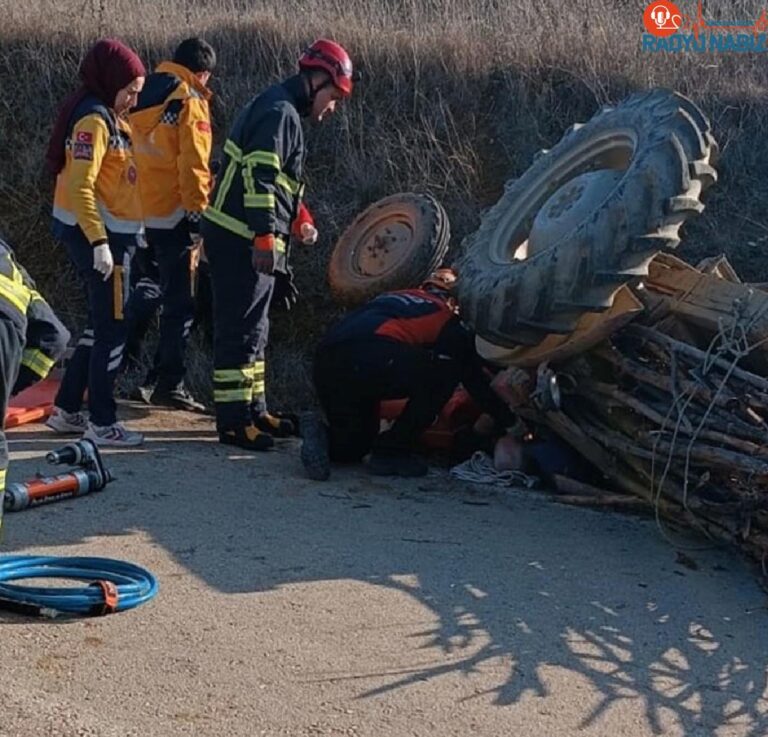 Bilecik’te Traktör Devrildi, Sürücü Ağır Yaralandı