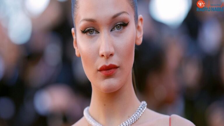 Bella Hadid ve Gigi Hadid Düşman Çatlatıyor