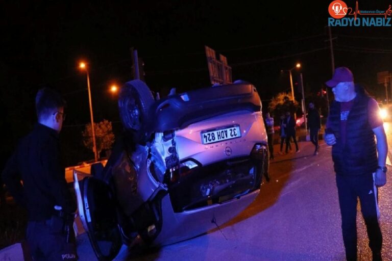 Burdur’da Otomobil Çarpışması: Yaralı Sürücü Hastaneye Kaldırıldı