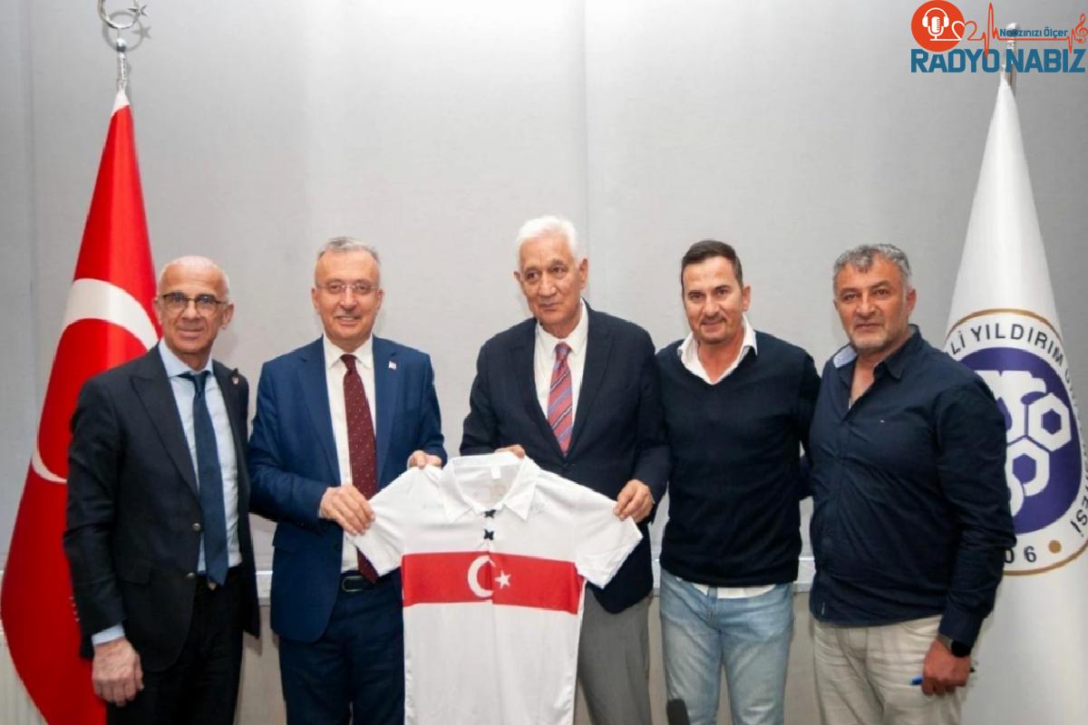 Futbolun Efsaneleri Konuşuyor Paneli Erzincan Binali Yıldırım Üniversitesi’nde Gerçekleşti