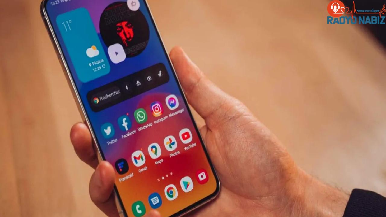 Samsung One UI 7, Android 15 ile geliyor! Tarih ortaya çıktı