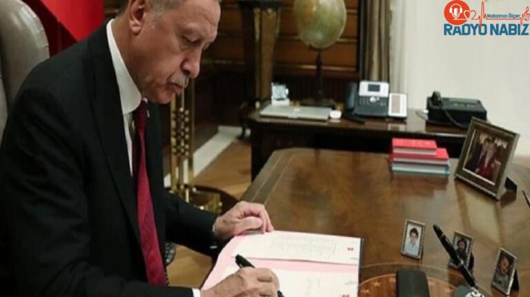 Cumhurbaşkanı Erdoğan imzaladı! 11 üniversiteye rektör ataması yapıldı, üst seviye bürokratlar misyondan alındı