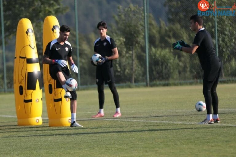 Eyüpspor, Bolu’da sezon hazırlıklarına devam ediyor