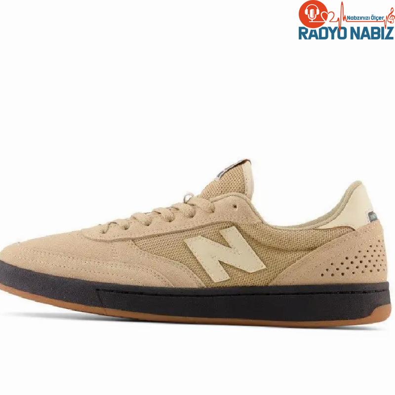 New Balance 725 Ayakkabı Modeli Nasıl Temizlenir?