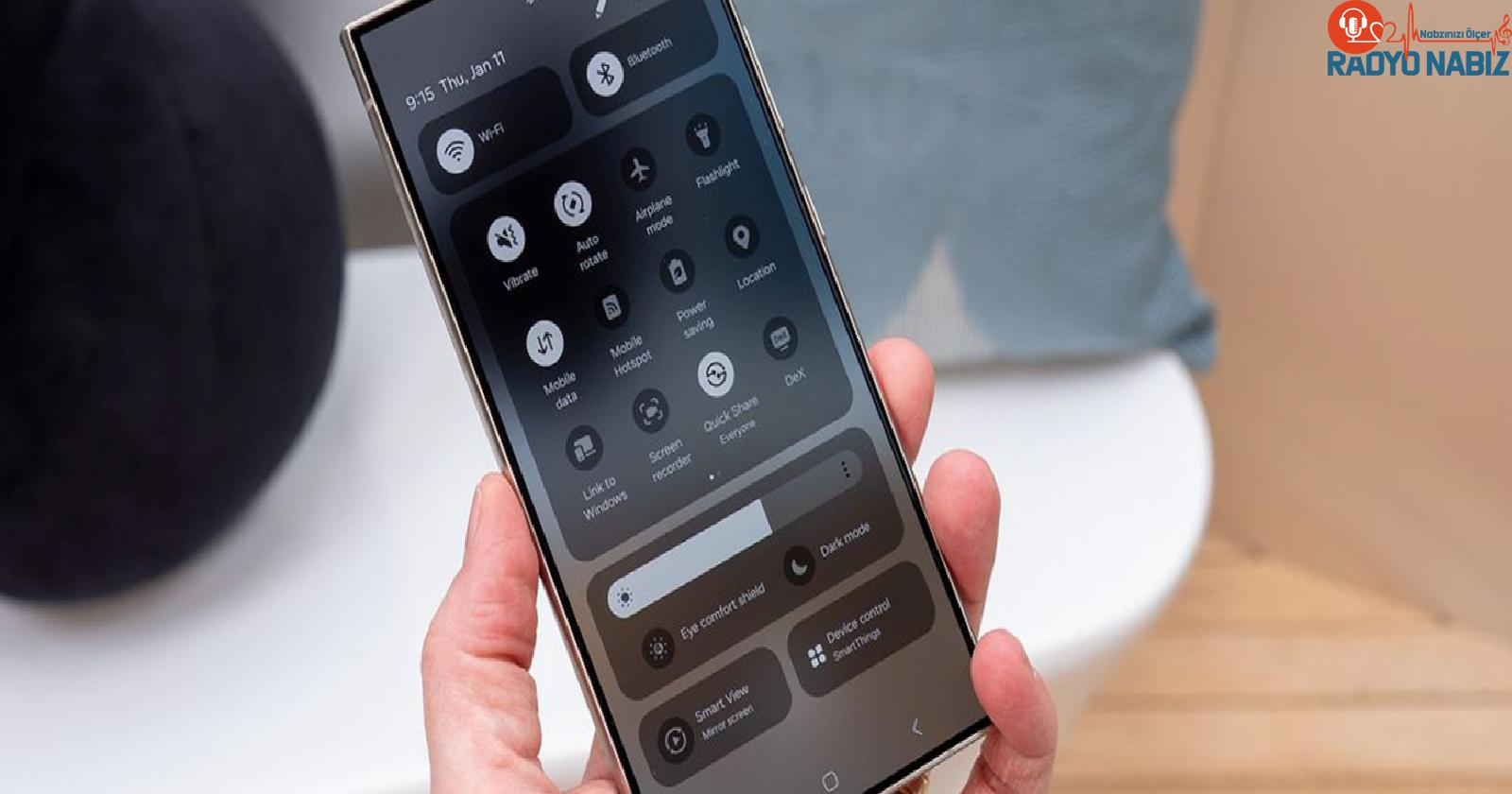 One UI 7 ile gelen yeni özellik: Samsung, bildirim ve hızlı ayarlar panelini ayırıyor!