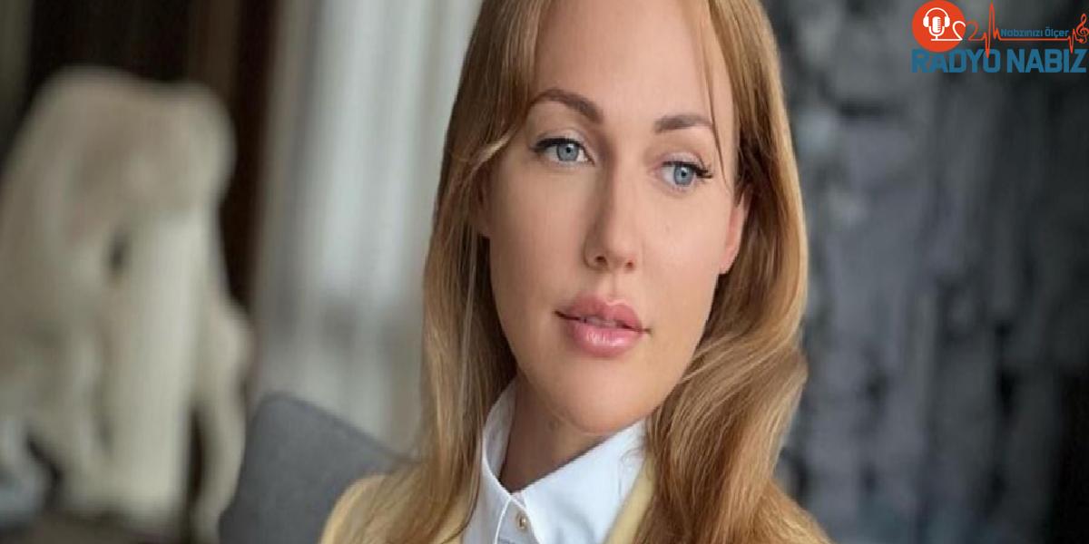 Meryem Uzerli Yeni Yaşını Ailesi İle Kutladı